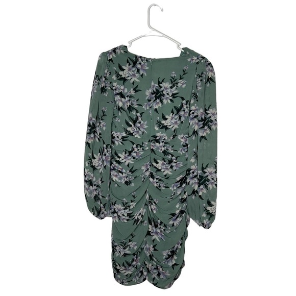 PrettyLittleThing Sage Green Floral Print Chiffon Ruched Long Sleeve Midi Dress - Picture 6 of 16